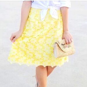 Lilly Pulitzer Yellow floral eyelet skirt Sz 2